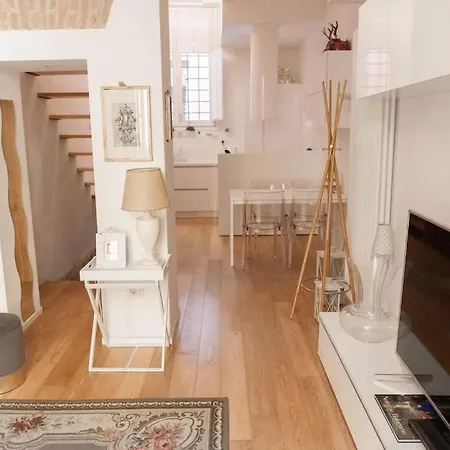 Boutique Apartment *
